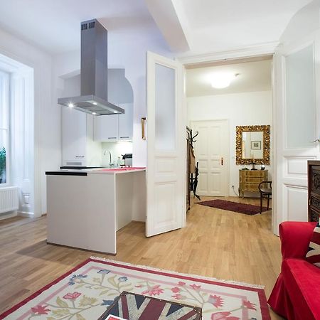 Apartment Schottenring Відень Номер фото